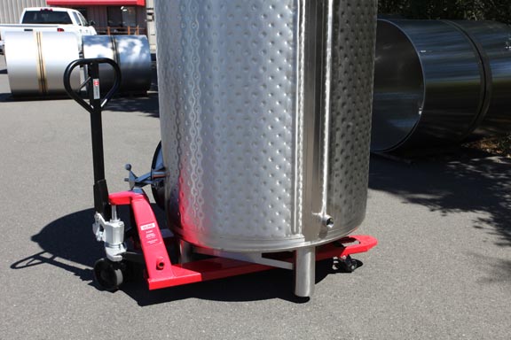 manway portable wine tank